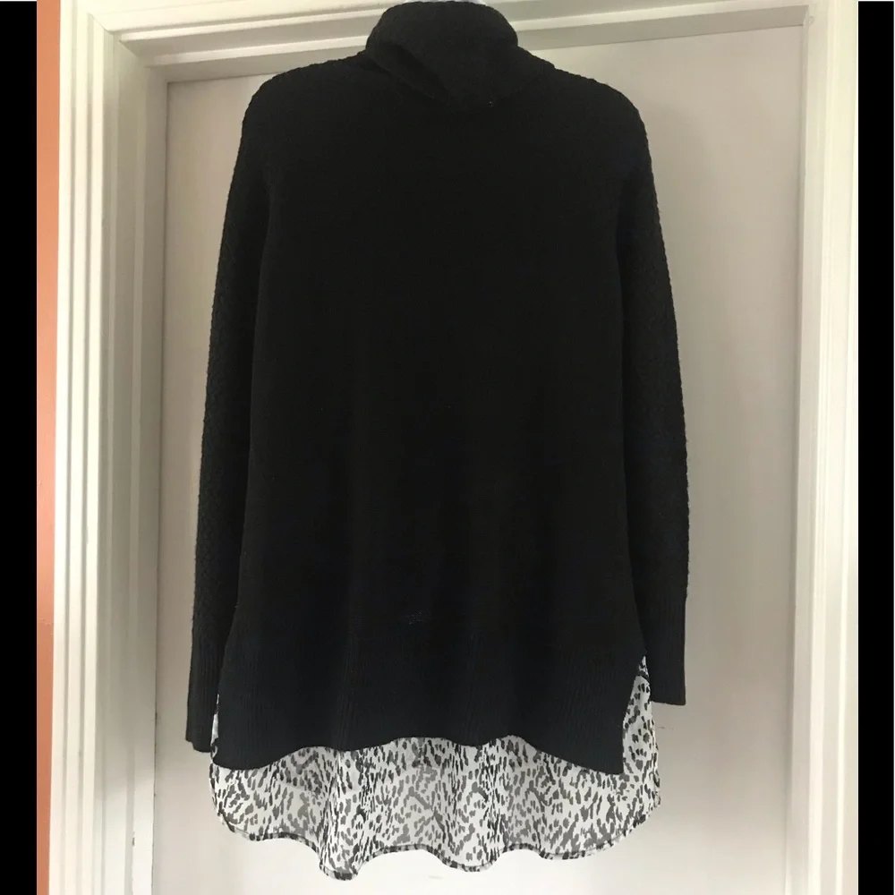 Como Black Sweater